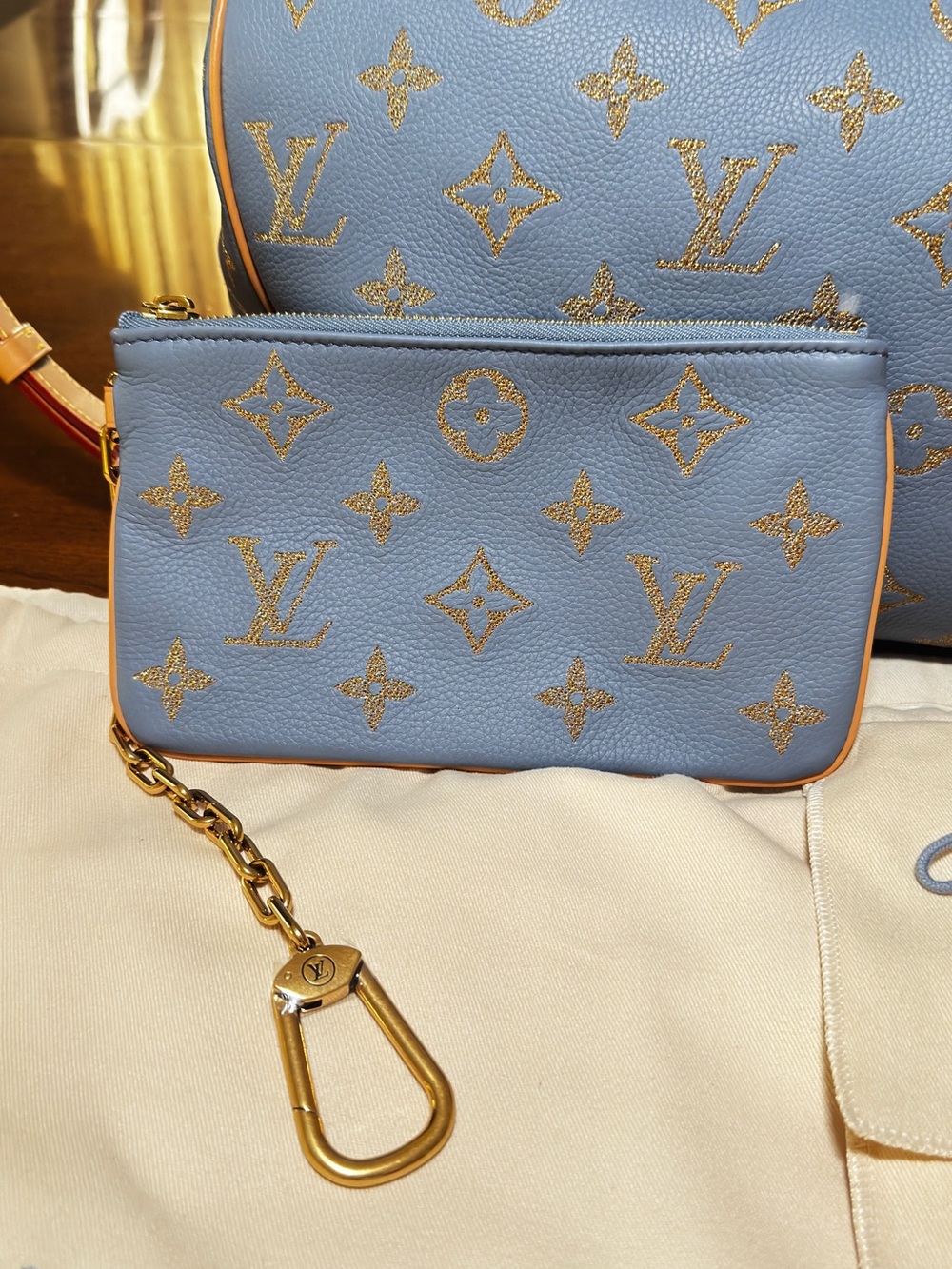 Louis Vuitton Light Blue Monogram Speedy 40 P9 Limited Edition NIB - Picture 8 of 15